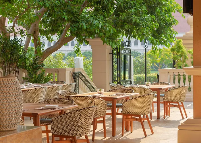 Four Seasons 5*