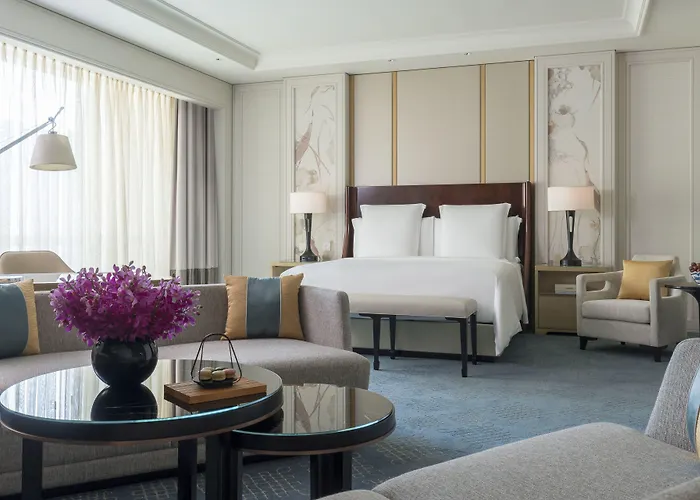 Four Seasons 5*